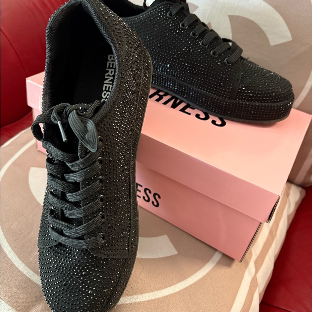 Women's Sparkling Black Rhinestone Platform Sneakers